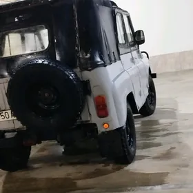 UAZ 469 1989