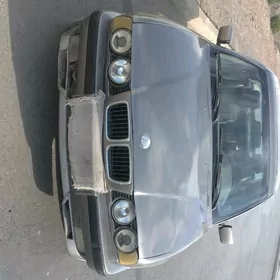 BMW 525 1992