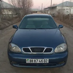 Daewoo Lanos 1998