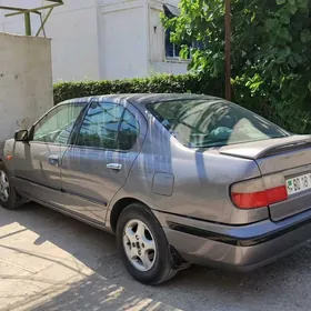 Nissan Primera 1997