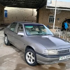 Opel Vectra 1992