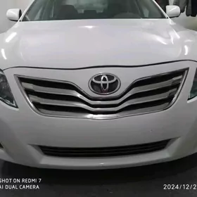 Toyota Camry 2010