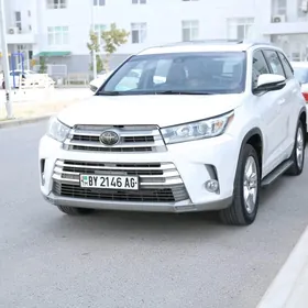 Toyota Highlander 2019