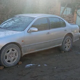 Nissan Cefiro 1998