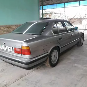 BMW 520 1990