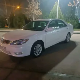 Toyota Camry 2005