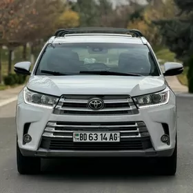 Toyota Highlander 2019