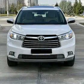 Toyota Highlander 2016