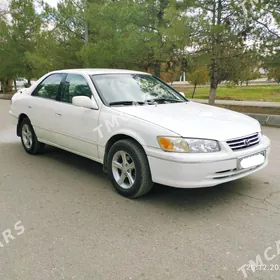 Toyota Camry 2001