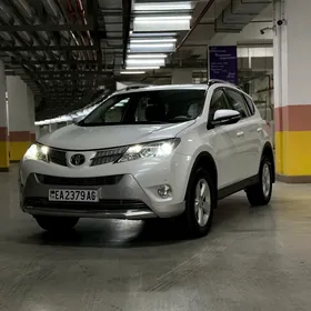 Toyota RAV4 2014