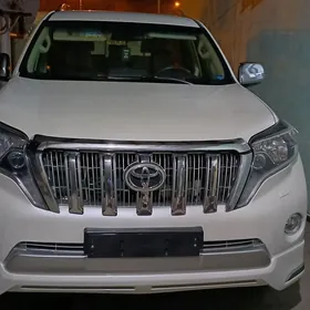 Toyota Land Cruiser Prado 2014