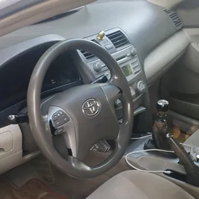 Toyota Camry 2010