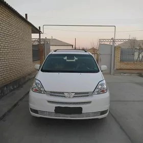 Toyota Sienna 2005