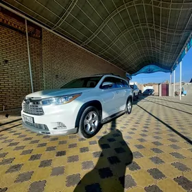 Toyota Highlander 2015