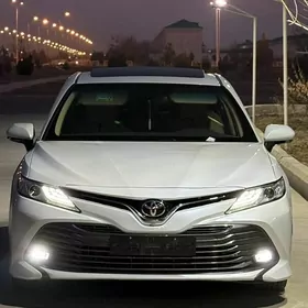 Toyota Camry 2020