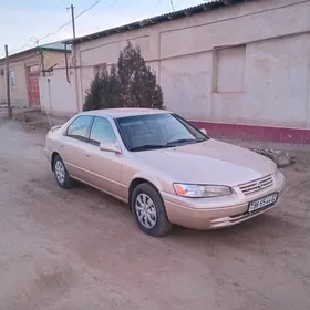 Toyota Camry 1998