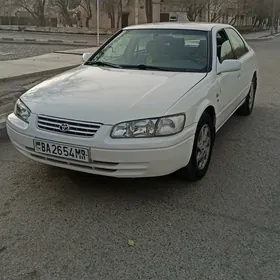 Toyota Camry 1998