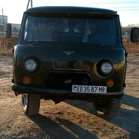 UAZ 452 1987