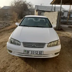 Toyota Camry 1999