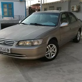 Toyota Camry 1999