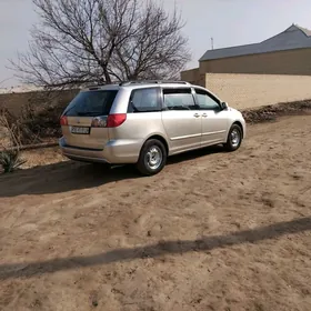 Toyota Sienna 2008