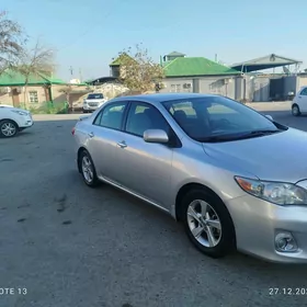 Toyota Corolla 2011