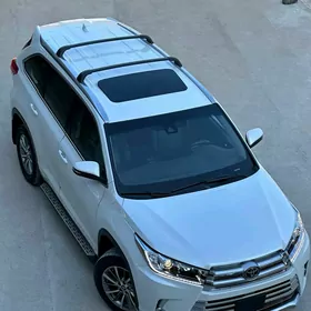 Toyota Highlander 2017