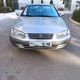 Toyota Camry 1998