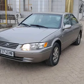 Toyota Camry 1998