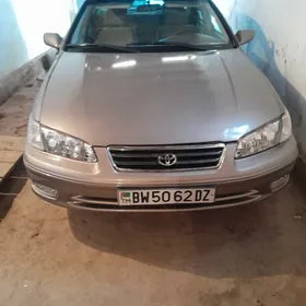 Toyota Camry 1999