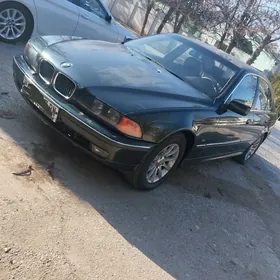 BMW E39 1999