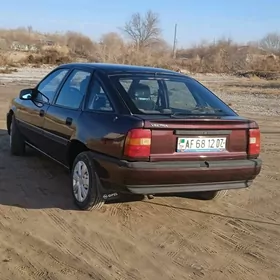 Opel Vectra 1992