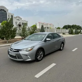 Toyota Camry 2015