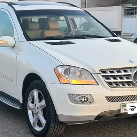 Mercedes-Benz ML350 2008