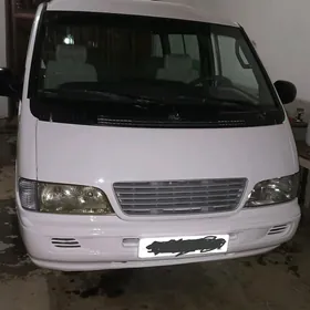 Mercedes-Benz Sprinter 2500 2000