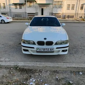 BMW 528 2002