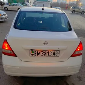 Nissan Versa 2009