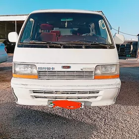 Toyota Hiace 1990