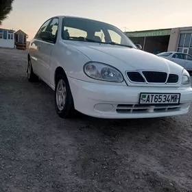 Daewoo Lanos 1999