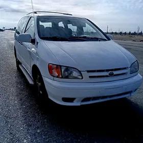 Toyota Sienna 2002