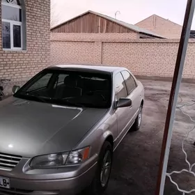 Toyota Camry 1998