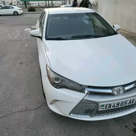 Toyota Camry 2017