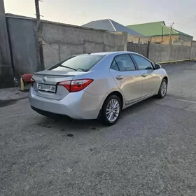 Toyota Corolla 2014