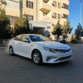 Kia Optima 2020