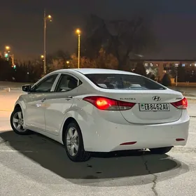 Hyundai Elantra 2011