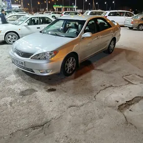 Toyota Camry 2005