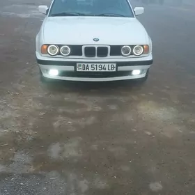 BMW 525 1992