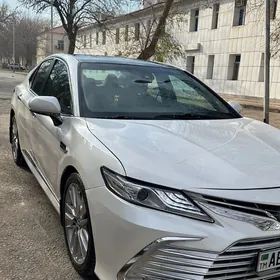 Toyota Camry 2018