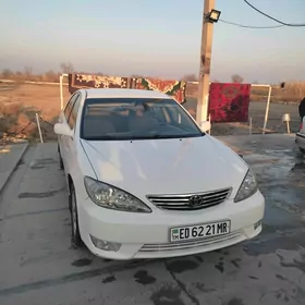 Toyota Camry 2003