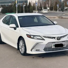 Toyota Camry 2022